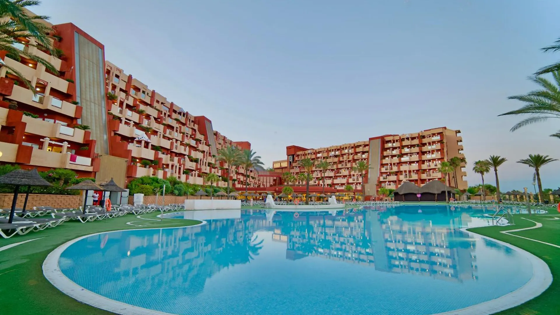 Holiday Premium Resort Benalmádena Hotel